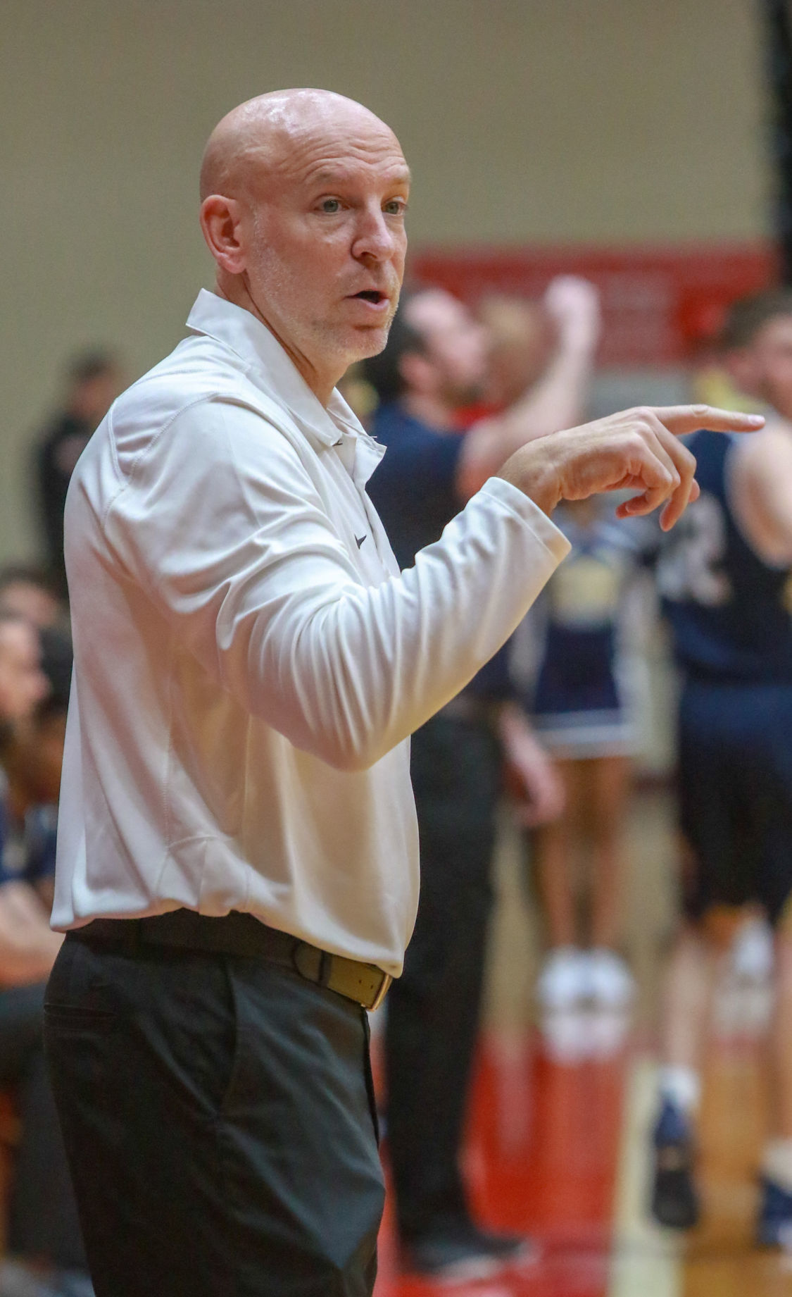 Boys basketball - Bishop Noll at Munster